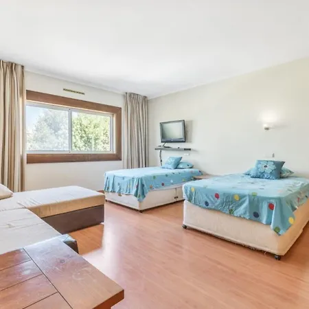 3-bed 10 Mins To The Beach In Willa