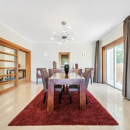 Willa 3-bed 10 Mins To The Beach In Albufeira